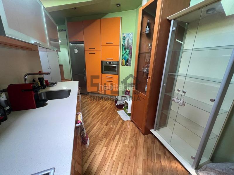 Foto a6c152dd-9f12-4166-93b5-010381371a51. Dúplex amb calefacció aparcament a Couto Ourense