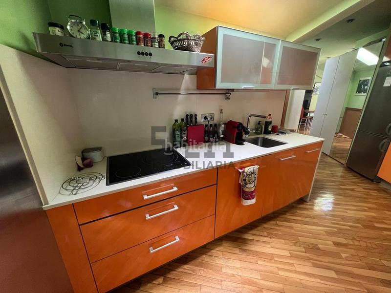 Foto e0928f36-3b5a-42c0-9b12-12f033ca21ec. Dúplex amb calefacció aparcament a Couto Ourense