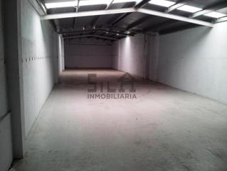 Lloguer Local Comercial a Ventiun