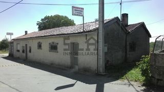 Affitto Locale commerciale in Amoeiro