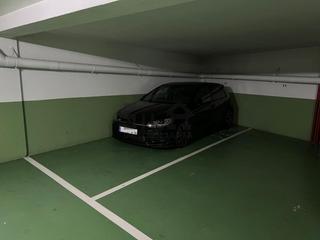 Parking coche  Avda. habana