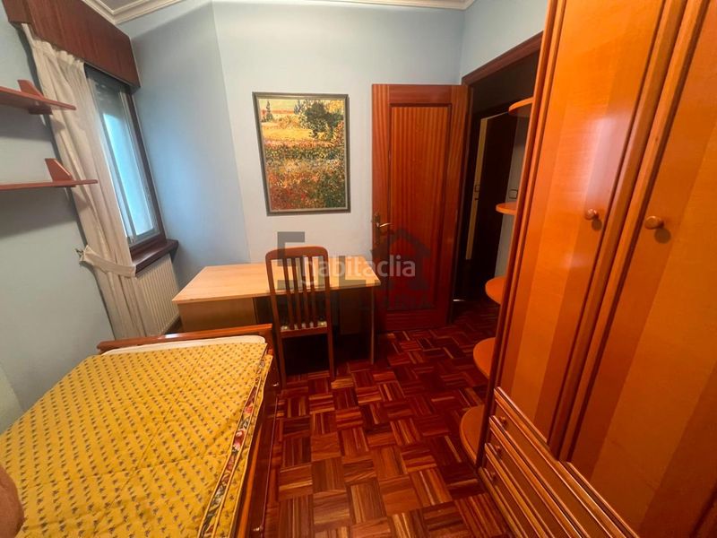 Foto 531c1134-0feb-4893-8e89-8b5a5b81cd75. Flat with heating parking in Centro Ourense
