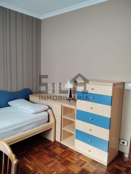 Foto a15d1531-1ab9-491c-b92b-4a4bc8bceb40. Flat with heating parking in Centro Ourense