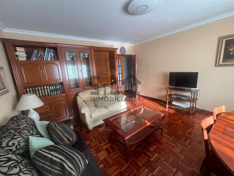 Foto ad3e39a7-5f2c-4555-8d71-99cf4a3e7dda. Flat with heating parking in Centro Ourense