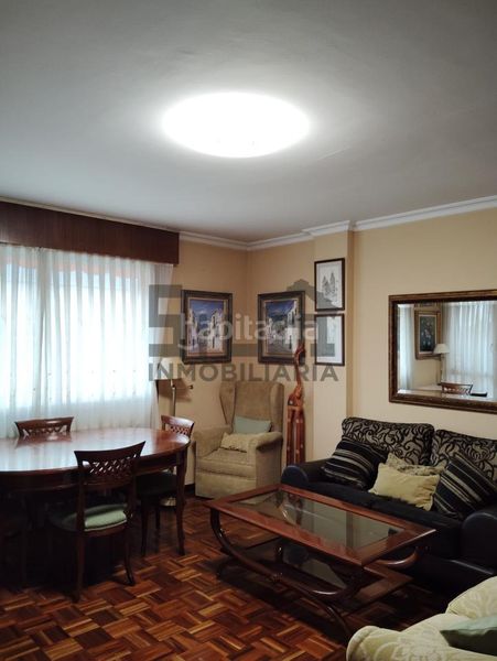 Foto df9733d6-4edf-4131-b061-4999375d50d7. Flat with heating parking in Centro Ourense