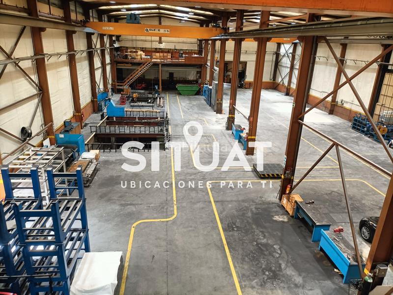 Foto f945a042-5fb0-40ea-aea7-5ce973cba2a1. Lloguer nau industrial a avinguda de can sucarrats 86 a Rubí