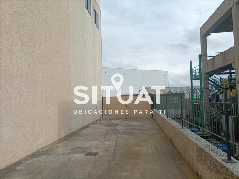 Foto ff48f70e-9bf8-4d51-ad67-a523f702e1a7. Lloguer nau industrial a avinguda de can sucarrats 86 a Rubí