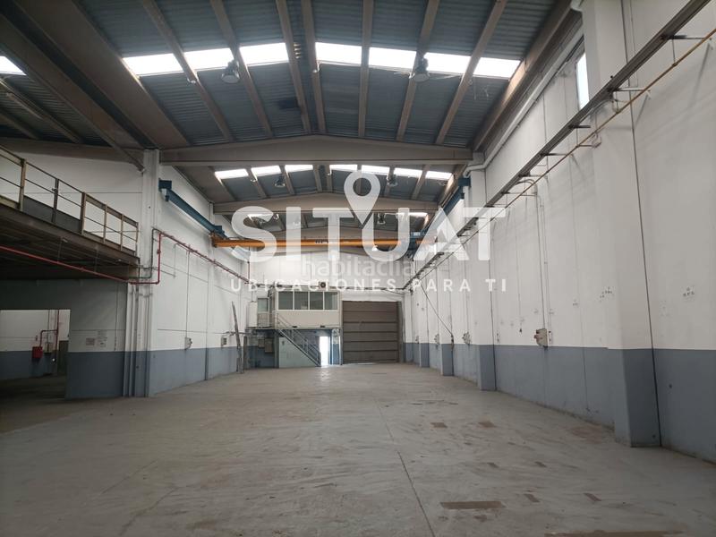 Foto 38582de6-aab9-4018-82e6-972ff4fb7602. Location bâtiment à usage industriel dans carrer del segre 5 dans Sant Cugat del Vallès