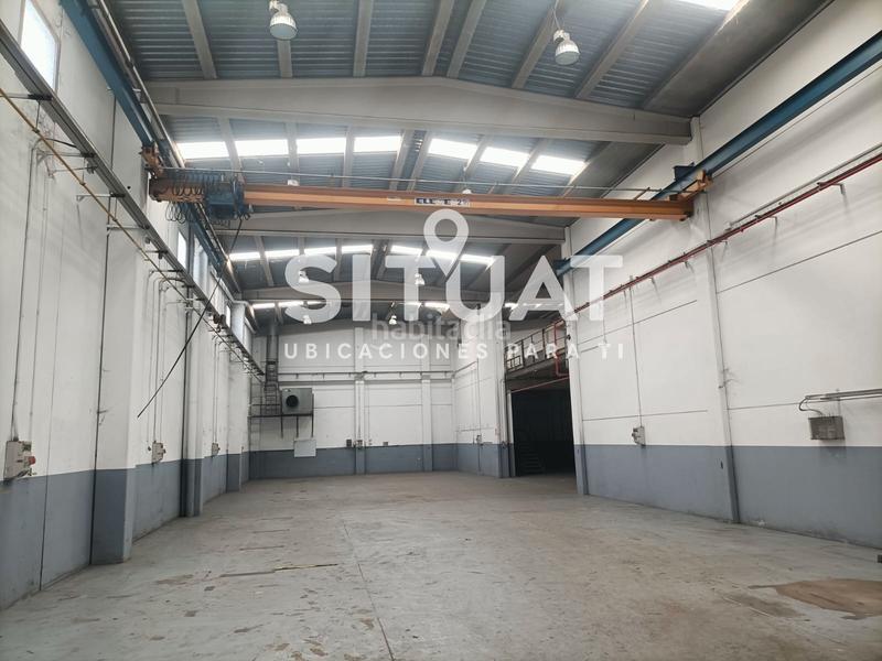 Foto aab7981a-46bd-4981-bf26-45618f3aa66d. Location bâtiment à usage industriel dans carrer del segre 5 dans Sant Cugat del Vallès