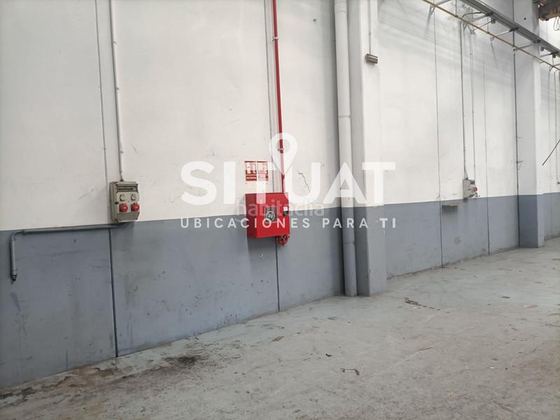 Foto b47909d8-352e-42bd-bcf9-719f8519cd4a. Rent industrial building in carrer del segre 5 in Sant Cugat del Vallès