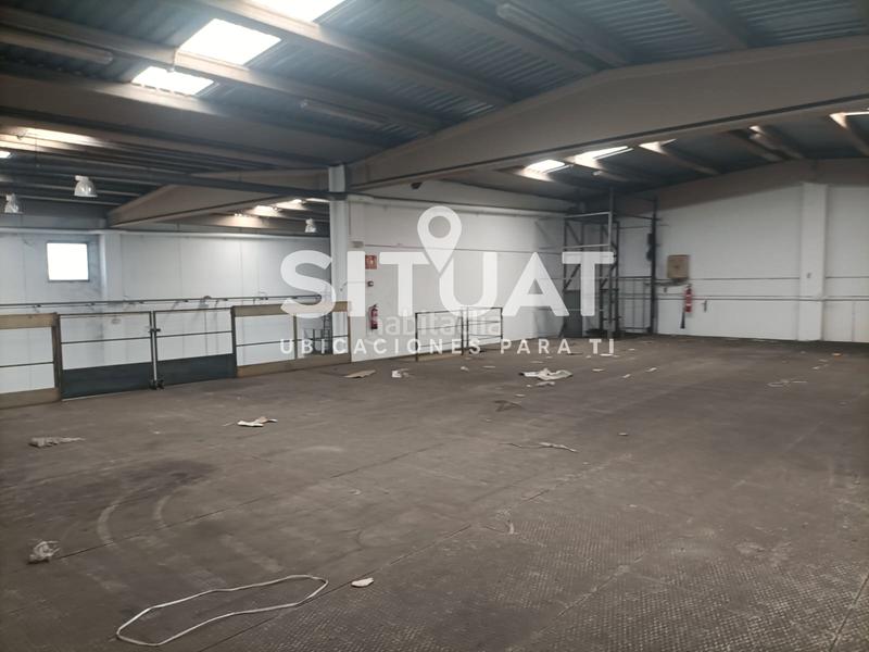 Foto c7db51bc-6b9e-41e2-9417-6820267f5dad. Rent industrial building in carrer del segre 5 in Sant Cugat del Vallès