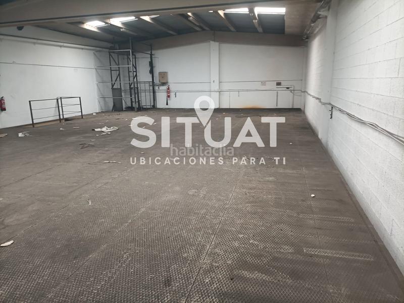 Foto f11d7cf3-8a3a-4a88-9c6c-5450754c180c. Rent industrial building in carrer del segre 5 in Sant Cugat del Vallès