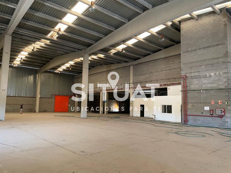 Foto ba9530e0-5852-4069-9f4c-58d0e360ac9a. Lloguer nau industrial a avinguda compositor bizet 12 a Rubí