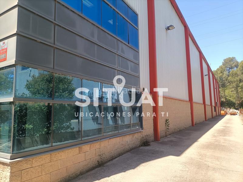 Foto 5a730406-f0fd-4ffe-b1c7-0211c4ae565d. Lloguer nau industrial a carrer praga 8 a Zona Industrial Rubí