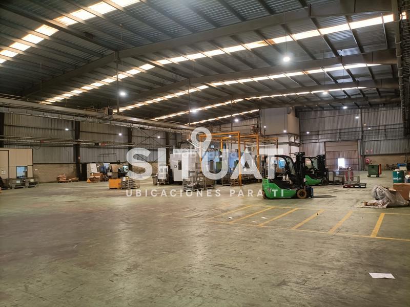 Foto 8494fe4b-e29a-4859-970b-52e46db5d4ea. Lloguer nau industrial a carrer praga 8 a Zona Industrial Rubí