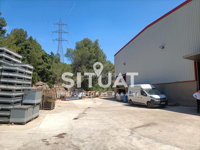 Foto 846f7c5d-3260-44cb-8865-1f718600e0f5. Location bâtiment à usage industriel dans carrer praga 8 dans Rubí
