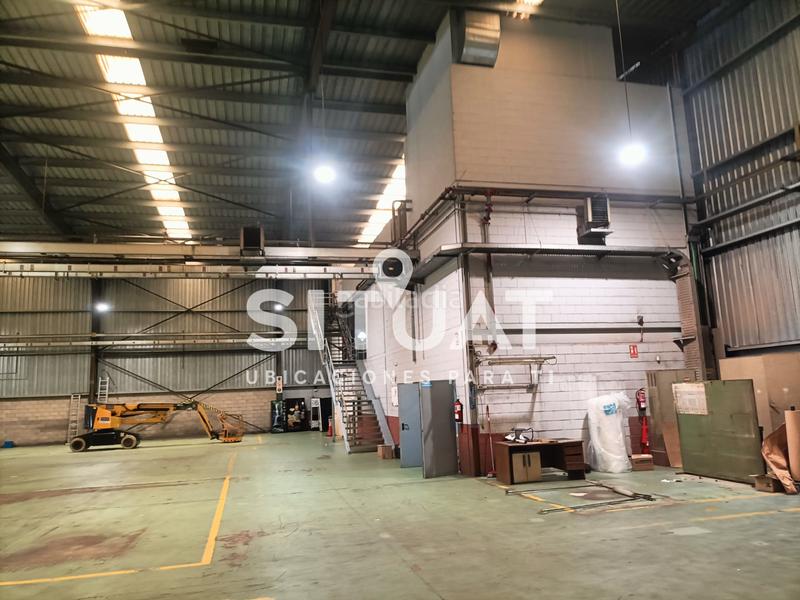 Foto 5d208242-813b-42cb-81d6-dbe19e88cfcc. Miete fabrikhalle in carrer praga 8 in Zona Industrial Rubí