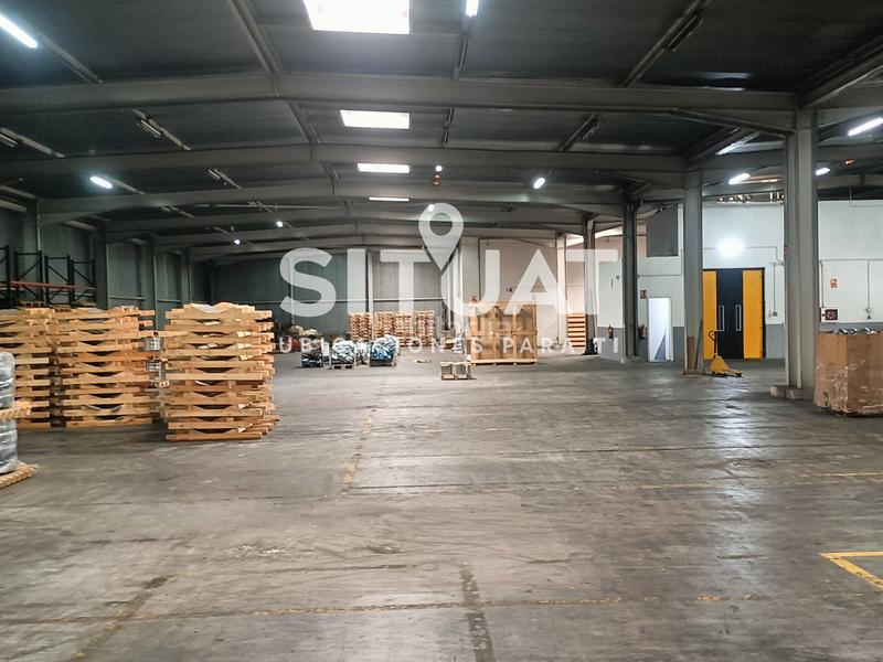 Foto 83ad53fa-5eb7-4613-b28d-0333936dcbb8. Nau industrial a carrer estàtica 11 a Castellbisbal