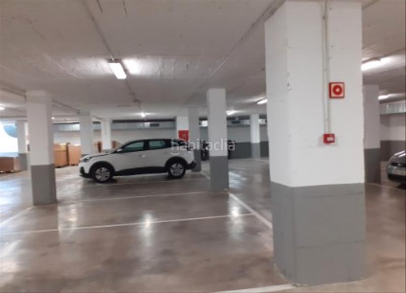 Foto 17f9ec9b-bc7b-47b1-9a13-c90b9a94f81a. Location bâtiment à usage industriel dans carrer primer de maig 38 dans Hospitalet de Llobregat (L´)