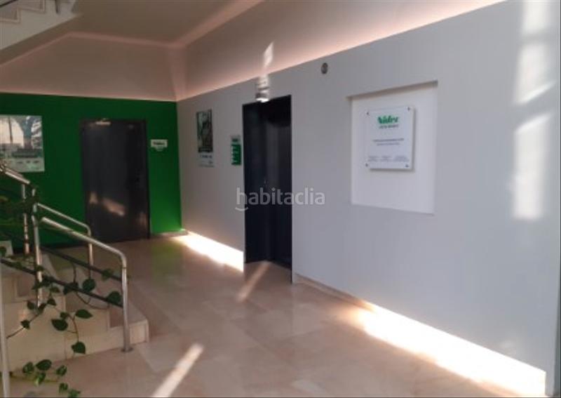 Foto ae6a035b-a01d-4cff-adf1-a01bb6235009. Location bâtiment à usage industriel dans carrer primer de maig 38 dans Hospitalet de Llobregat (L´)