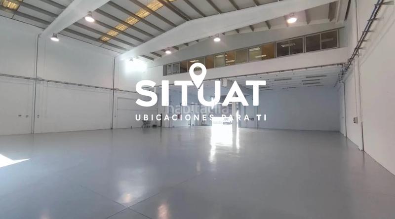 Foto 00a3a1c4-b9d6-44b6-8190-c0808cbd9fd0. Lloguer nau industrial a carrer d'avinyó 2 a Zona Nord Rubí