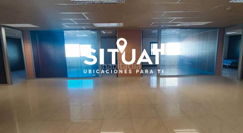 Foto 9cab8446-c89c-45ea-a603-81d2ed77cd2b. Lloguer nau industrial a carrer d'avinyó 2 a Zona Nord Rubí