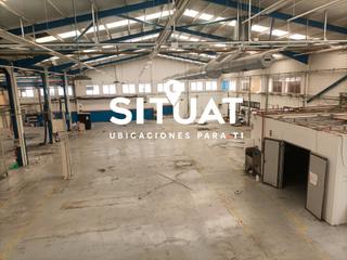 Lloguer Nau industrial a Carrer de la indústria 3. Excelente nave corporativa tipo c  muy bien situada patio latera