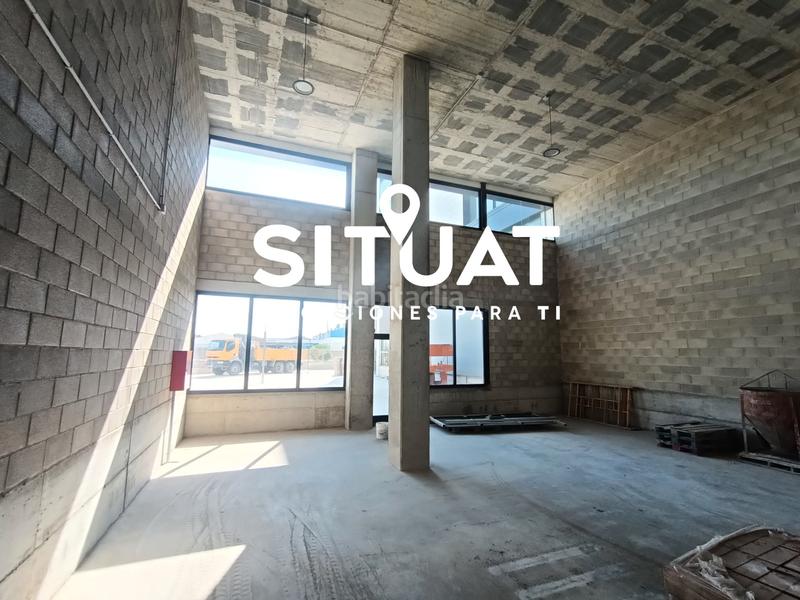 Foto 1ccc5e95-ac3d-415f-a88d-479f318276d4. Lloguer nau industrial a calle de pablo iglesias 17 a Hospitalet de Llobregat (L´)