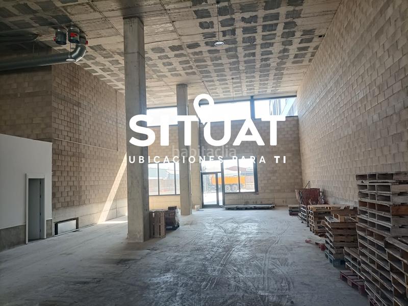 Foto a46edfc7-5fed-457c-9939-00137ce764aa. Lloguer nau industrial a calle de pablo iglesias 17 a Hospitalet de Llobregat (L´)