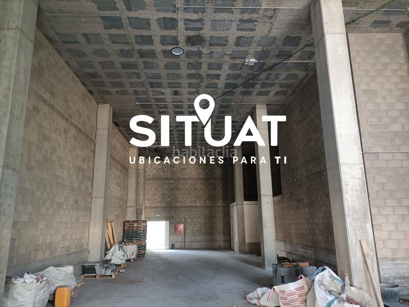 Foto be4ee8e7-1a0e-4d42-a21f-8ed98f256eda. Lloguer nau industrial a calle de pablo iglesias 17 a Hospitalet de Llobregat (L´)