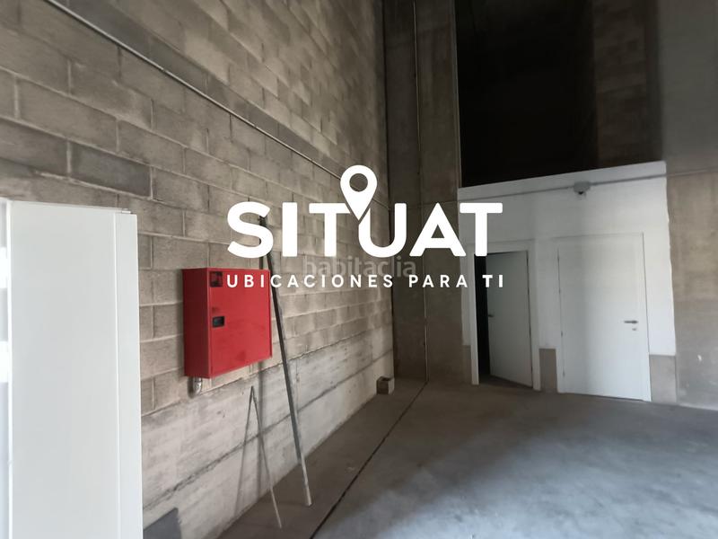 Foto 324c8b81-5512-4971-be32-ac3f4fb3d965. Miete fabrikhalle in calle de pablo iglesias 17 in Hospitalet de Llobregat (L´)