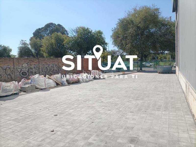 Foto 1b4c1b3b-d800-4074-b440-7390d0a96938. Lloguer nau industrial a avinguda joan carles i 8 a Hospitalet de Llobregat (L´)