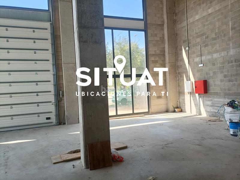 Foto d11c5a2a-ee32-480b-8af1-8ea943a9bcd6. Lloguer nau industrial a avinguda joan carles i 8 a Hospitalet de Llobregat (L´)