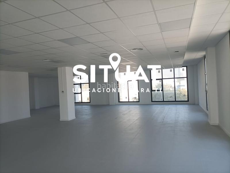 Foto bd6b3f3b-3b2e-4d52-9b16-d48a4e4a65a2. Location bureau dans avinguda joan carles i 30 dans Hospitalet de Llobregat (L´)