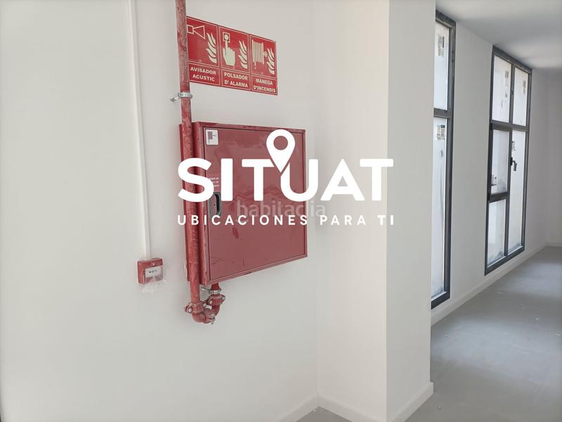 Foto fe77df0a-4e29-4192-a735-050a1a8bcea9. Location bureau dans avinguda joan carles i 30 dans Hospitalet de Llobregat (L´)