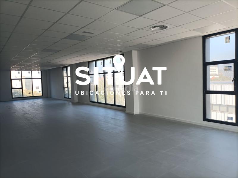 Foto 3df57a00-53f3-4cc5-973b-e75e2af0155b. Rent office space in avinguda joan carles i 30 in Hospitalet de Llobregat (L´)