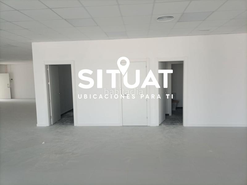 Foto 78fca6d7-ad89-4f96-8c2a-5afb41f2271b. Rent office space in avinguda joan carles i 30 in Hospitalet de Llobregat (L´)