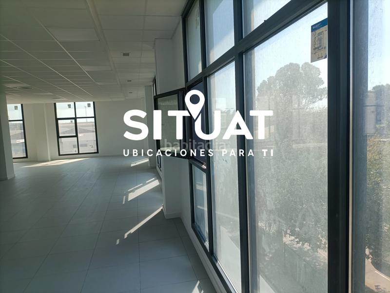 Foto c0a2399a-a394-4414-9a83-096a661f4787. Rent office space in avinguda joan carles i 30 in Hospitalet de Llobregat (L´)