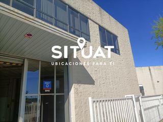 Lloguer Nau industrial a Carrer de la botànica 115. Nave tipo c aislada diafana con imagen corporativa y patio para