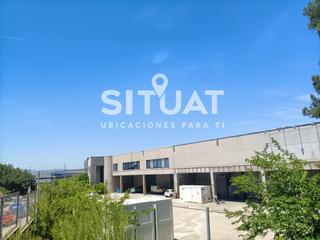 Rent Industrial building in Avinguda compositor bizet 49. Nave aislada  tipo c con 6700 m2  en planta con muelles superfic