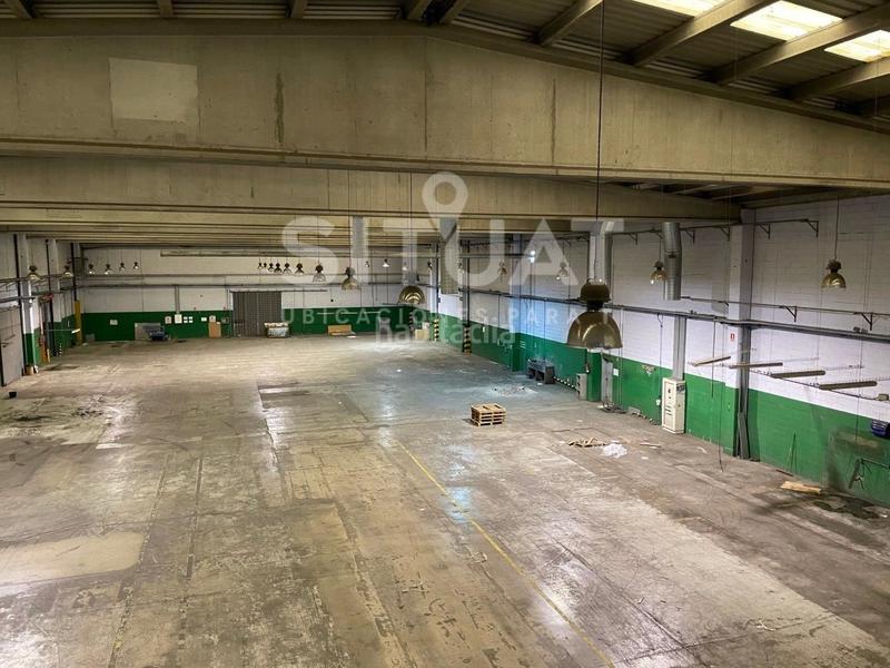Foto 0e2cc201-238e-4228-beae-d20f65cbede6. Affitto capannone industriale in avinguda compositor bizet 49 in Rubí