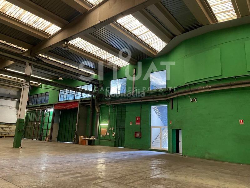 Foto 88c3e3d9-0a71-4762-80f4-cde6db058dc3. Lloguer nau industrial a avinguda compositor bizet 49 a Rubí