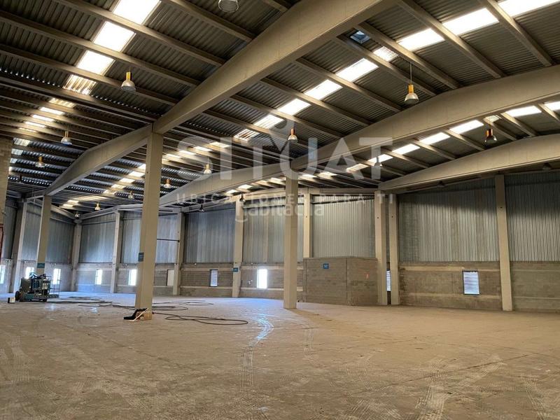 Foto 7658c6e6-d380-4523-8b29-aa759e588c90. Rent industrial building in avinguda compositor bizet 49 in Rubí