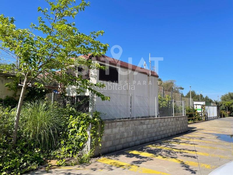 Foto 7b0cb8f4-b730-4a27-8ad2-71b94ebf27e6. Rent industrial building in avinguda compositor bizet 49 in Rubí