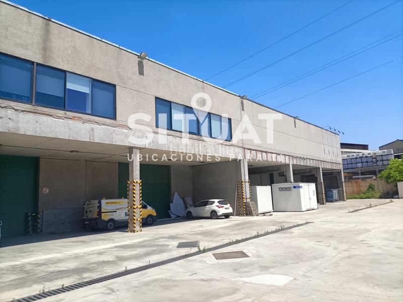 Foto 7eafc677-a98e-4760-8725-b06999a11174. Rent industrial building in avinguda compositor bizet 49 in Rubí