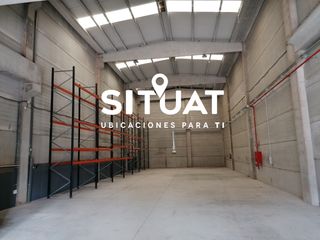 Affitto Capannone industriale in Carrer joventut 7. Nave con patio delantero y oficinas en perfecto estado lista ini