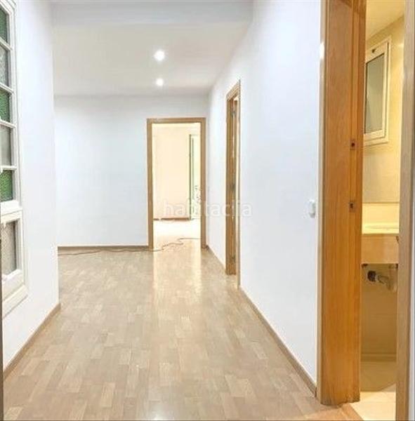 Foto cba91af8-a2dd-4c01-88af-3cd5c6eae6e4. Location bureau dans rambla de catalunya 40-80 dans Barcelona