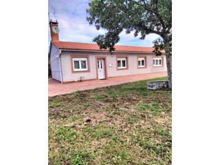 Casa aparellada a Lugar codesoso monte 3. Casa pareada en venta en sobrado
