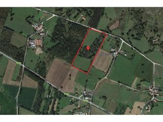 Finca rústica a Lugar graña 13. Terreno en venta en oza dos ríos san pedro