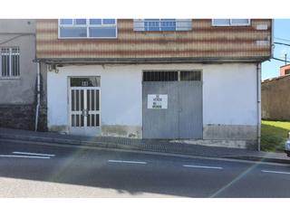 Local Comercial a Avenida emilio martínez sánchez 56. Local en venta en curtis